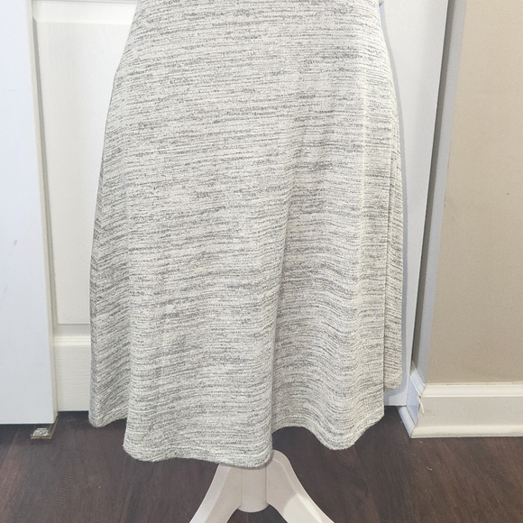 GARAGE LIGHT GREY SPRING/SUMMER DRESS SHORT SLEEVES SIZE M NEW WITH TAGS - Picture 5 of 10